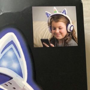 soundlogic headphones light up